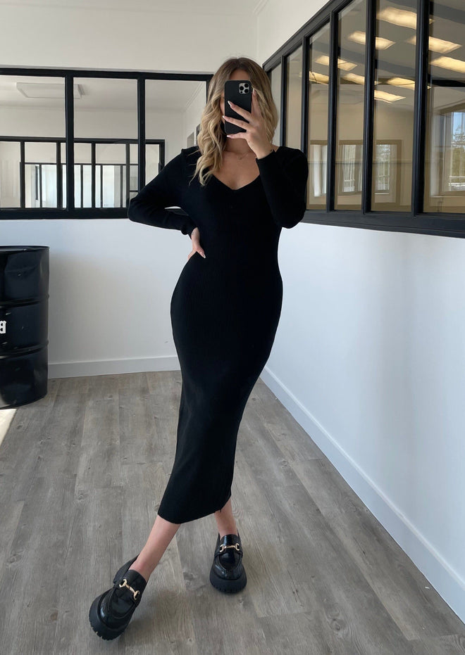 Robe pull col V noire