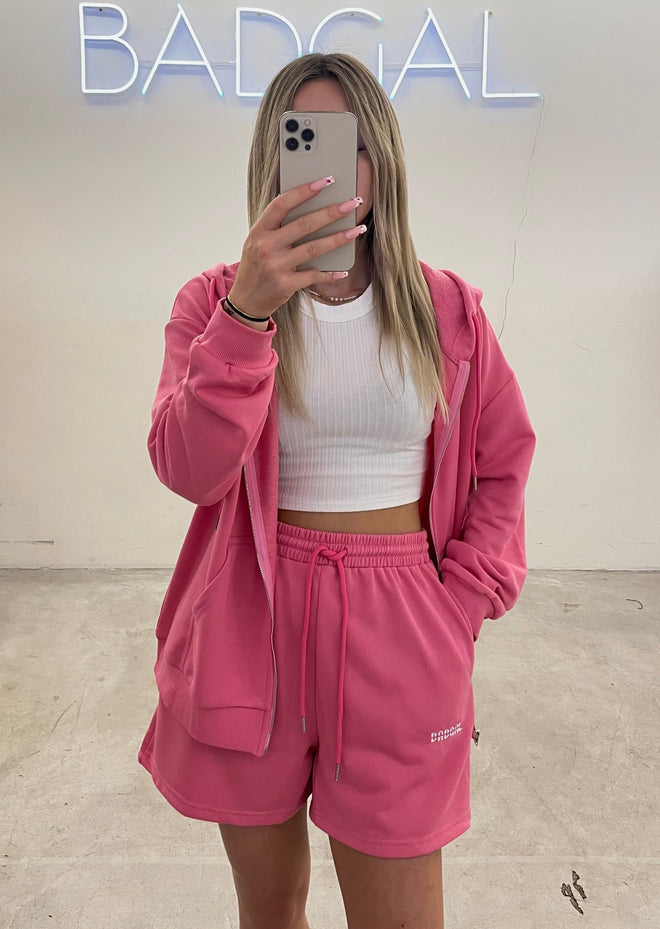 Short Badgal rose