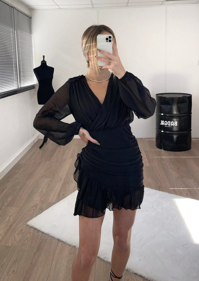 Robe Elena noire (problème de couture)