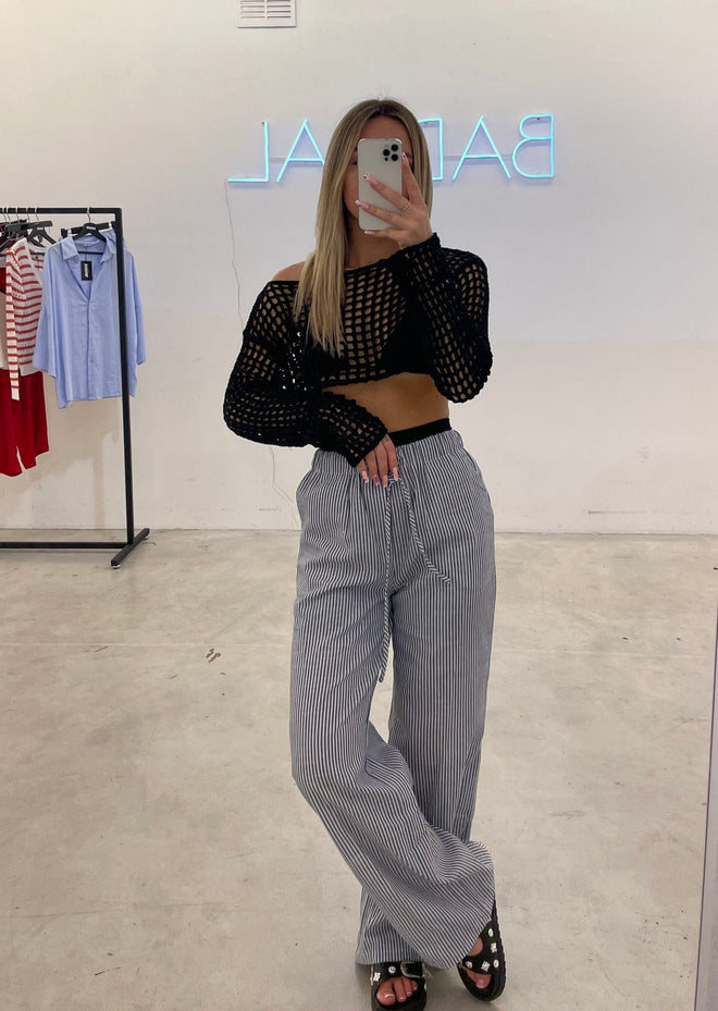 Pantalon rayures (trou)