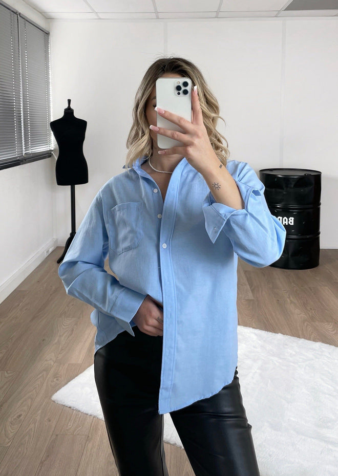 La chemise bleue parfaite