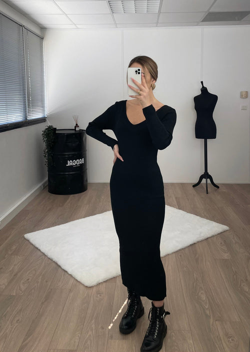 Robe pull col V noire