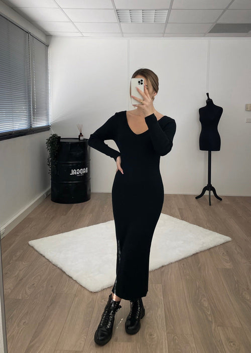 Robe pull col V noire