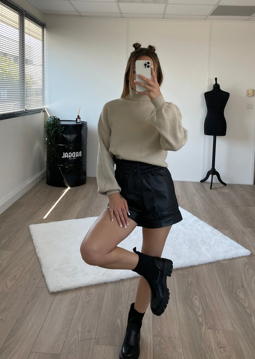 Short simili cuir