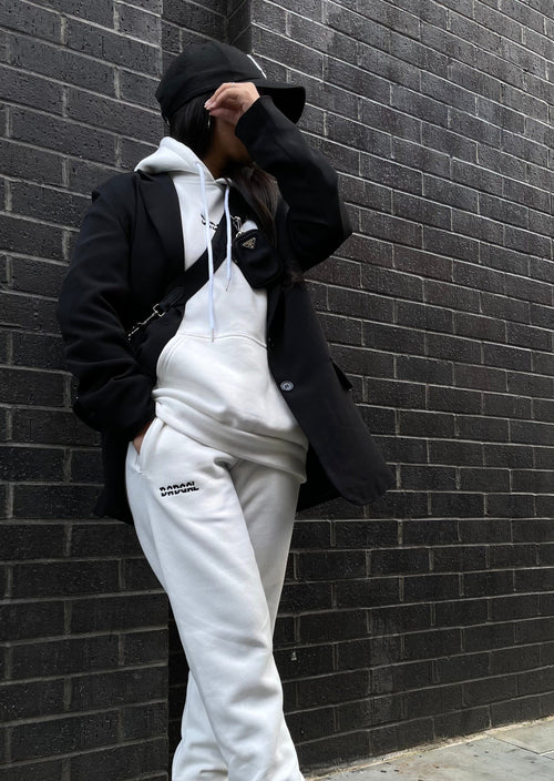 Sweat blanc Badgal
